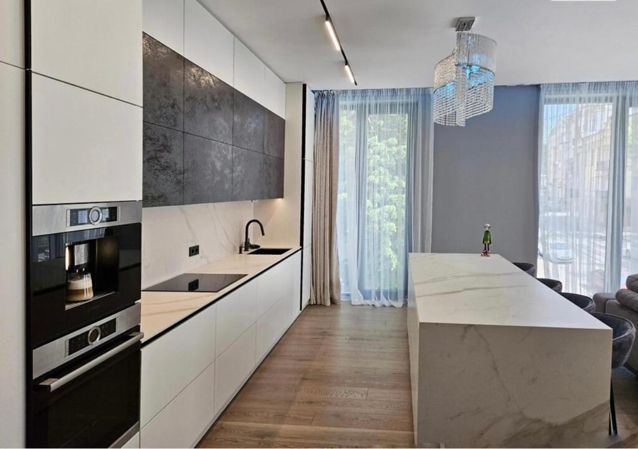Great Apartment In Old City ワルシャワ エクステリア 写真
